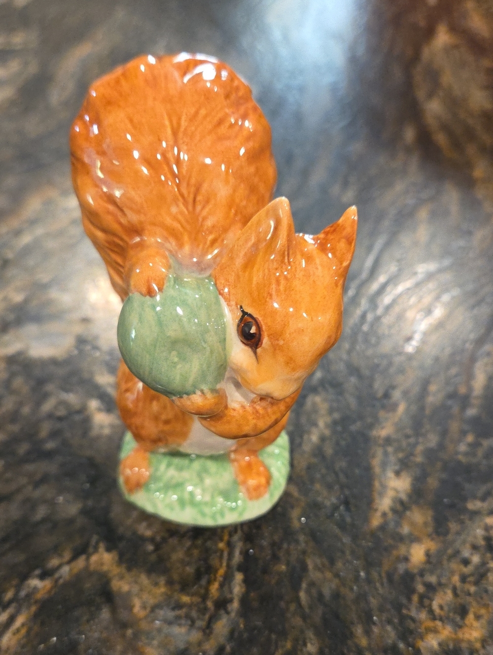 Royal Albert Squirrel Nutkin Beatrix Potter Figurine England 1989 Vintage Brown